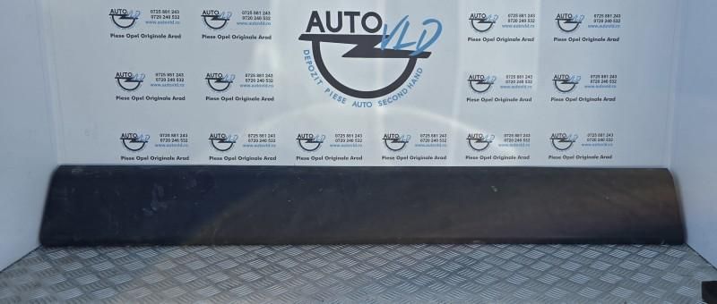 Bandou lateral dreapta Renault Master
