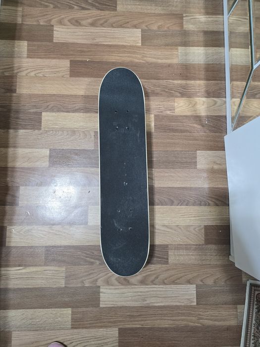 Скейтборд  б/у, цена 15тыс