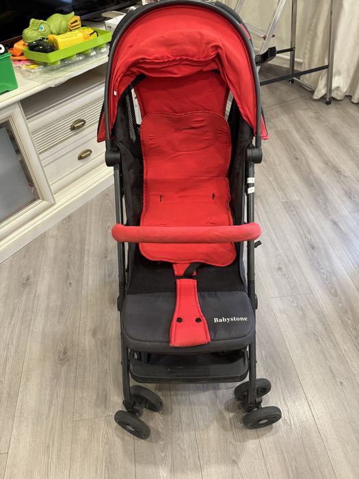 Коляска прогулочная