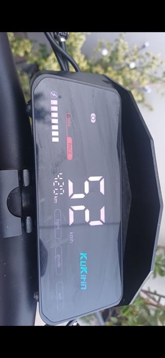 Trotineta kukirin G2