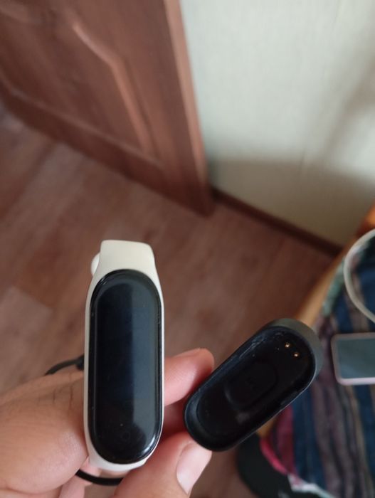 Часы Xiaomi mi band