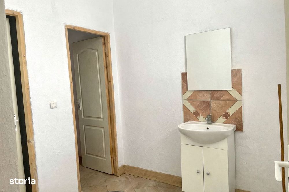 Spațiu comercial de Închiriere/Vânzare | 110 mp | Dornești