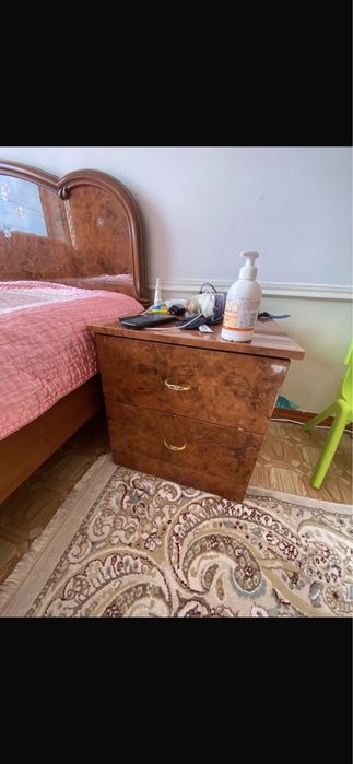 Спальная мебель.