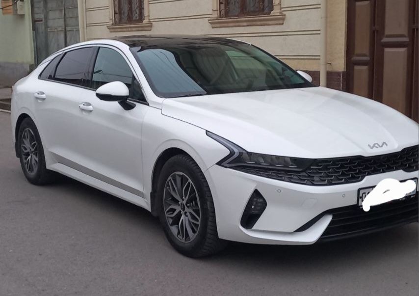 Киа К5 автомобиль