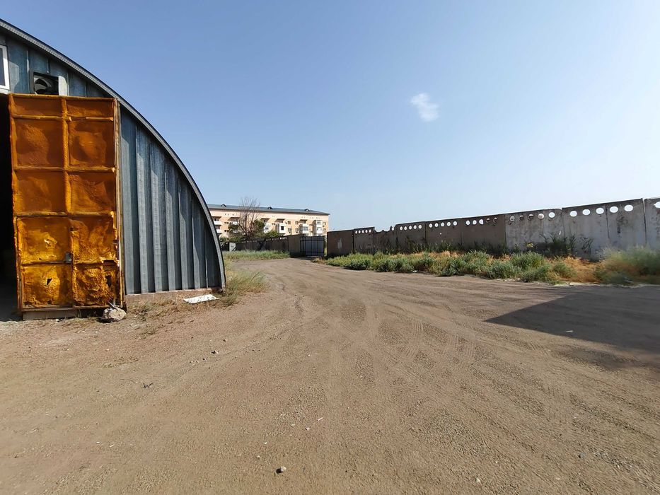 Промбазу, склады. Конаев