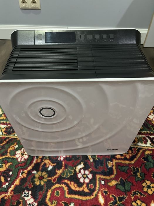 Очиститель воздуха BORK Q700 белый