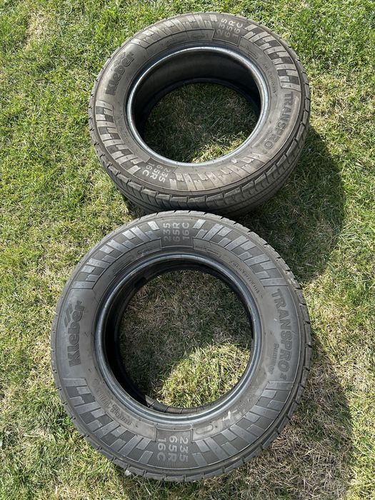 Vand ser patru anvelope vara 235R65/16C
