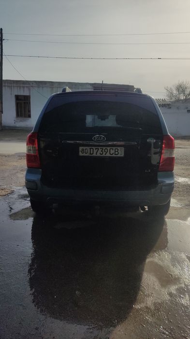 Moshin Kia Karnival 2007 god