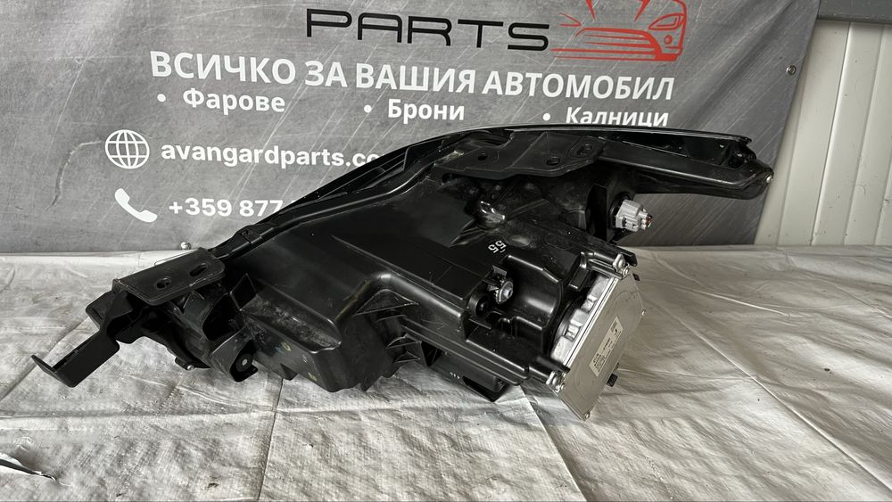 Десен фар Mazda 3 (2014-2018)