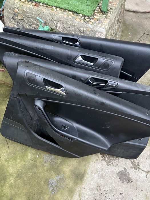 Кожени кори за Passat B6 комби