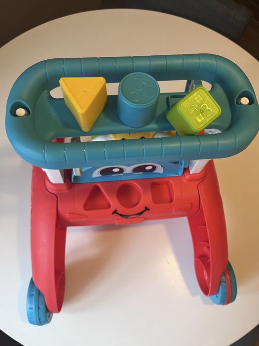 Проходилка Mattel Fisher Price, звука е на немски, изброява цифри и др