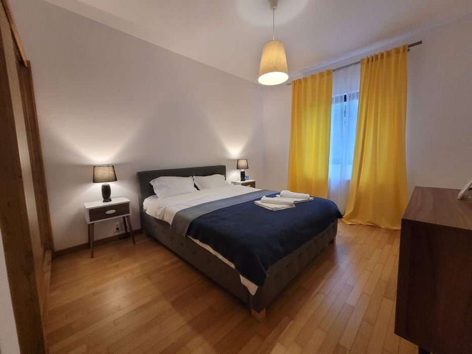 Cazare Neptun Sea Home apartament  4 camere