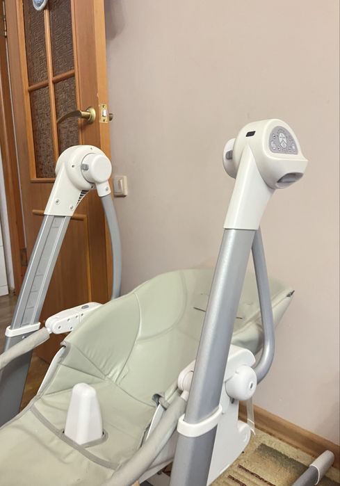 Электрокачеля - стульчик для кормления