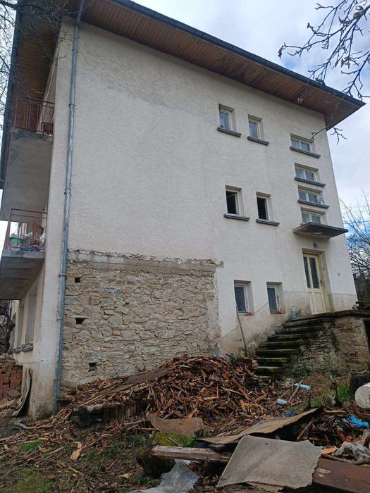 Продава се Къща в с. Момчиловци, Област Смолян - 300 кв.м за 264 €/кв.м - Снимка #17