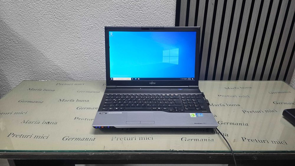 Laptop core i3 - Fujitsu LiveBook A532 - functional - instalat