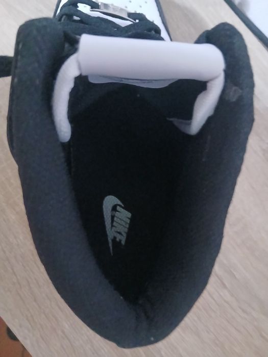 *NOU* Jordan 1 Mid Black-White - verificare colet