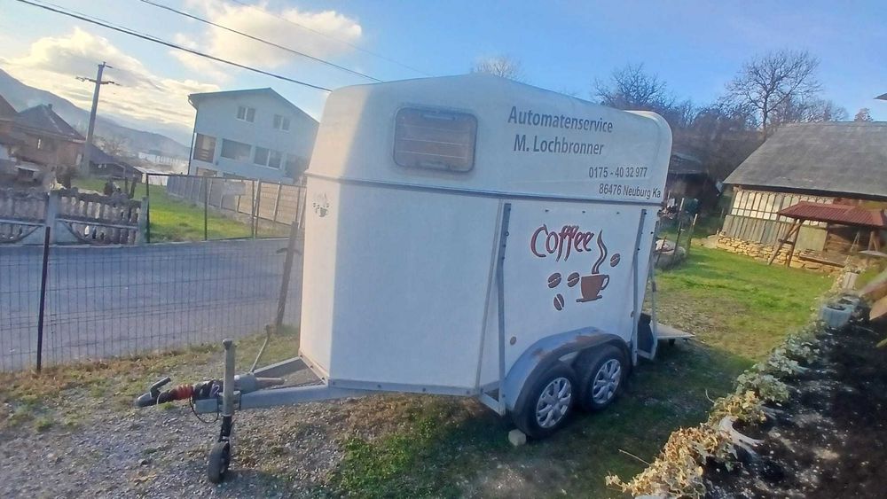 Remorca            animale