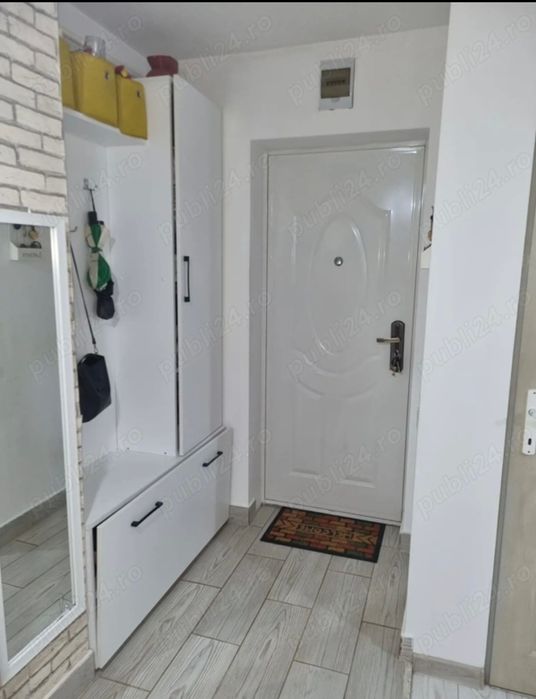 Apartament cu 3 camere