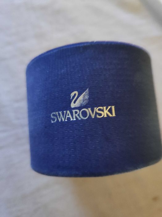 Продавам оригинална фигурка на Сваровски