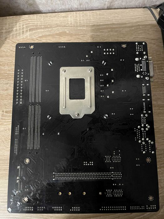 Дъно+процесор+охладител Intel I3-9100F/Asrock H310CM-HDV/M.2/be quiet