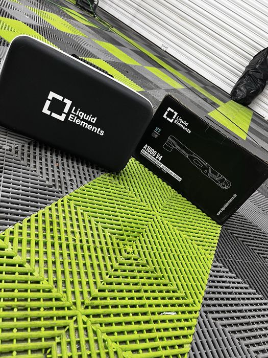 Малка полираща машина Liquid Elements A1000 V4