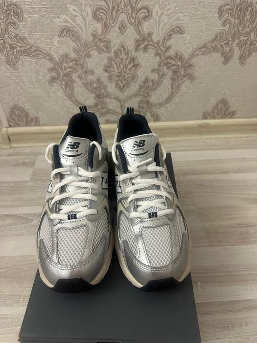 Кроссовка оригинал