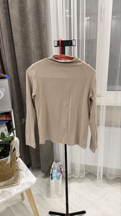 Разгрузка гарбероба.