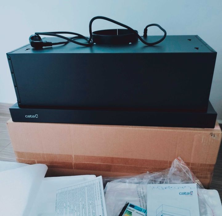 Hota nouă telescopică incorporabila cu filtru de aluminiu pentru mobila de bucătărie ideală la aragaz, cuptor, plită