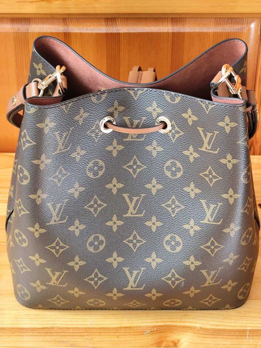 Louis Vuitton Стилна Модерна дамска чанта Монограм