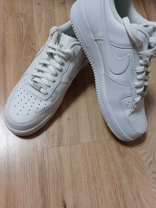 Маратонки Nike...