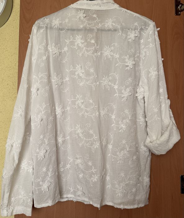 Бяла блуза 100 % памук