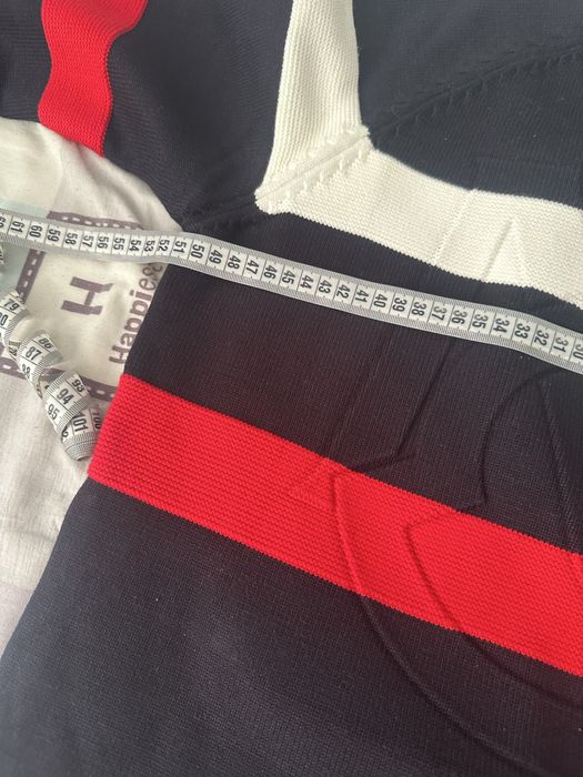 Свитшот от брэнда Монклер