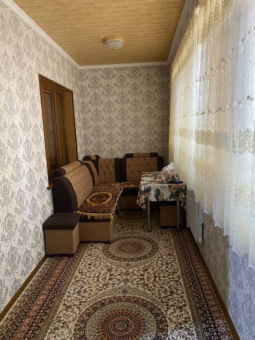 Чирчик 9 мик/р 3 ком квартира срочно продаётся