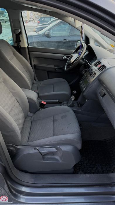 Volkswagen Touran 1.9 Diesel 6.1 Trepte