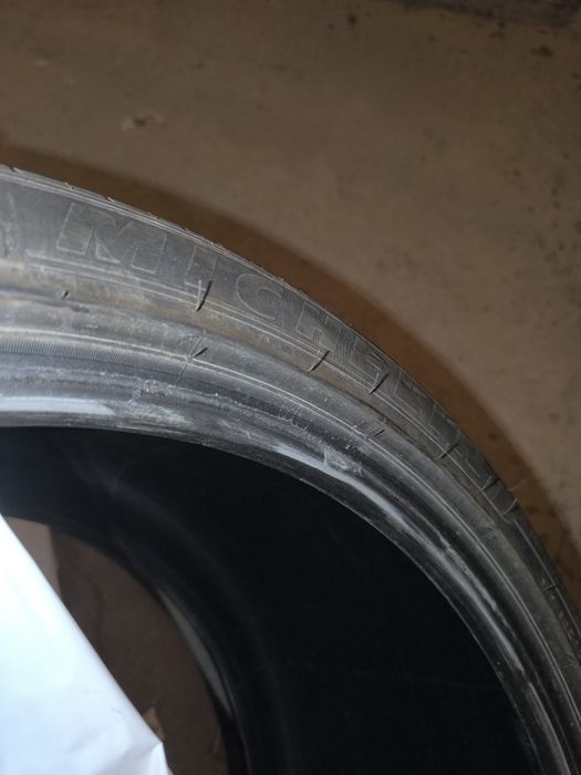 Гуми Michelin pilot 4S  315/30 ZR 21 и 275/35 ZR21