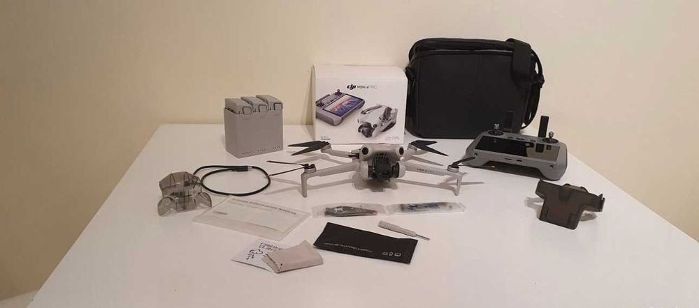 Dji Mini 4 Pro Fly More Combo (Dji RC 2)