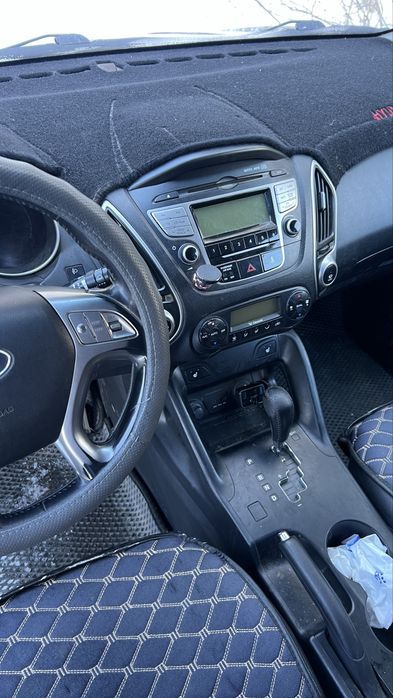 Hyundai ix35……..