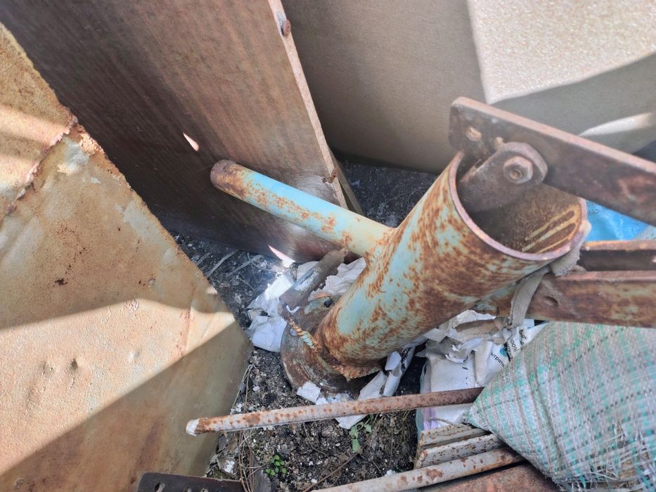 Колонка для огорода ручная