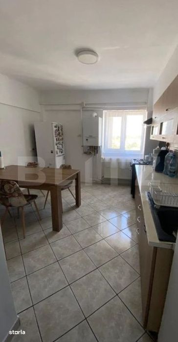 Apartament de vanzare, 3 camere, 88 mp, zona Soarelui - Satu Mare