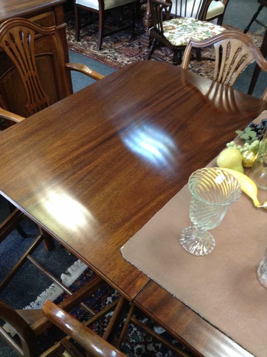 Masa de sufragerie Regency