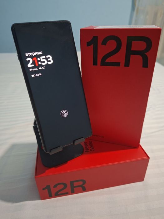 Мощный OnePlus 12R, 16/256gb