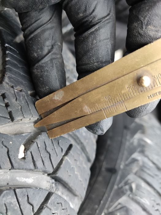 175/65/14 Michelin Alpin