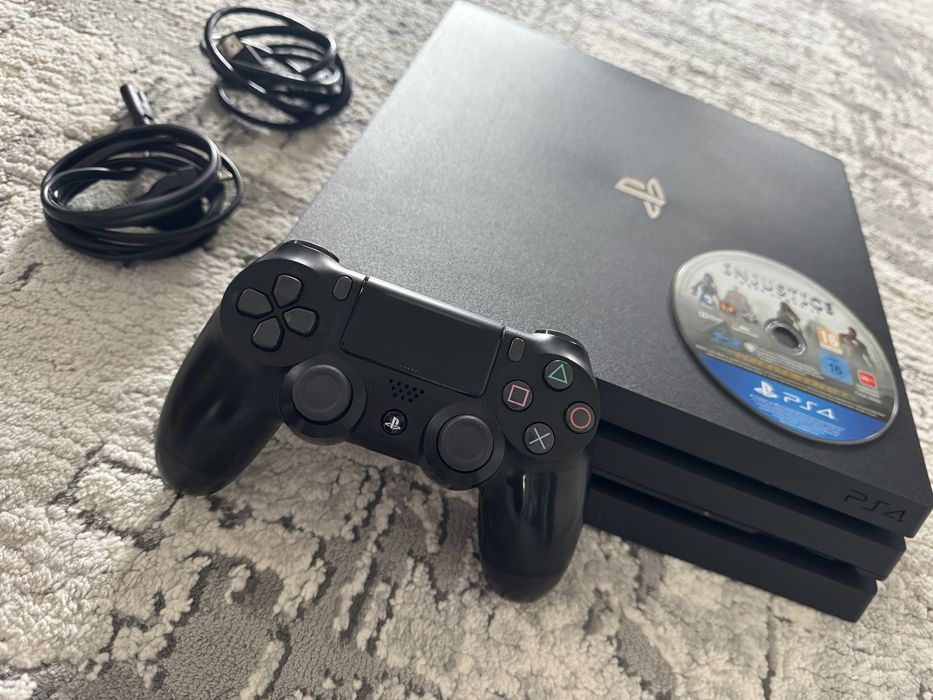 Consola Ps PlayStation 4 PRO 1 TB Folosit Foarte Putin !