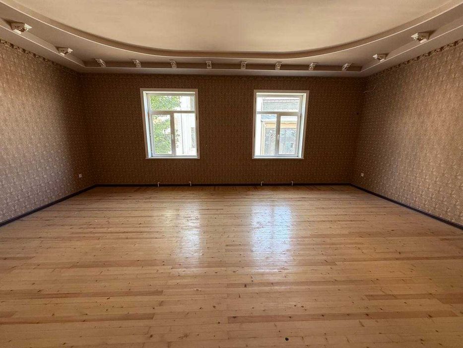 СРОЧНО !! Продается участок в Яшнабаде 12 соток 5 комнат