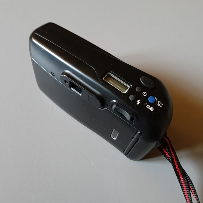 Nikon p&s, Pentax Espio, Revue zoom, - aparate foto pointandshoot 35mm