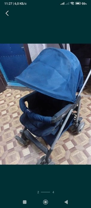 Коляска Chicco синяя