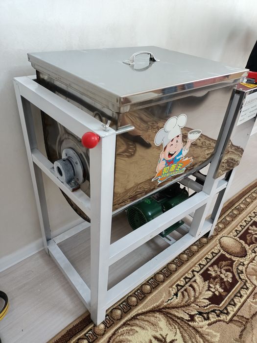 Тестомес самосвальный 25 кг. Тестомес бункерный профессиональный