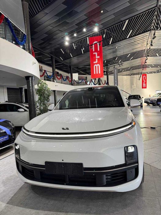 Lixiang L9 Ultra restayling 25/26 natarius