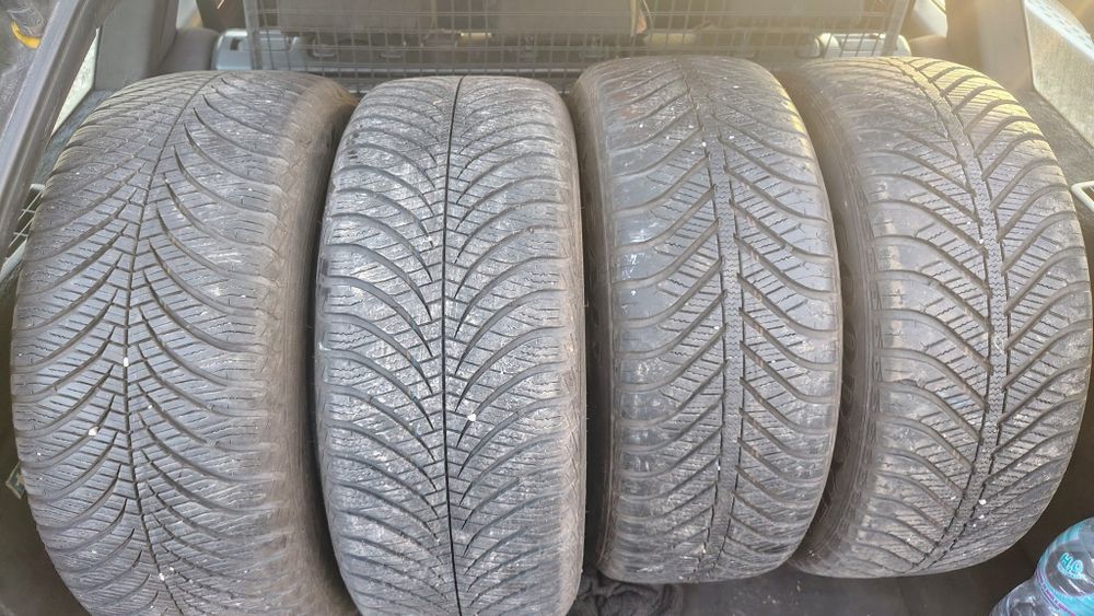 4броя гуми 225/50/17 Goodyear