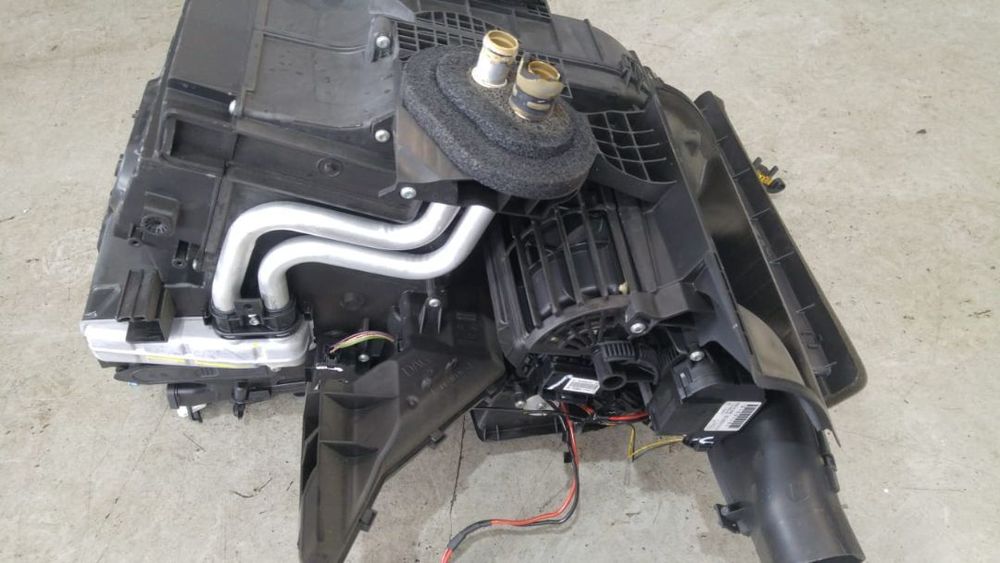 Tulumba aer bord renault clio 3 dupa 2007 8200296678